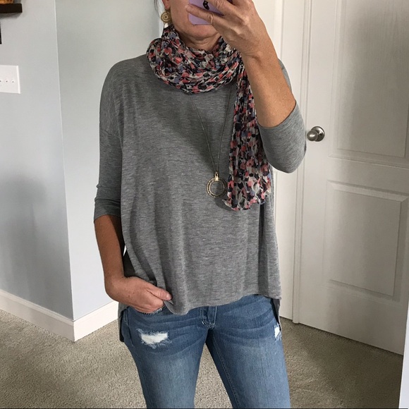 Grey Hi Lo Tunic - Picture 3 of 6